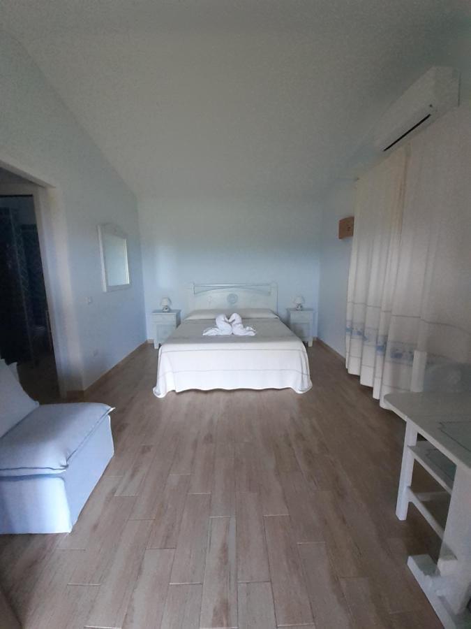 B&B Majore Ольбія Екстер'єр фото