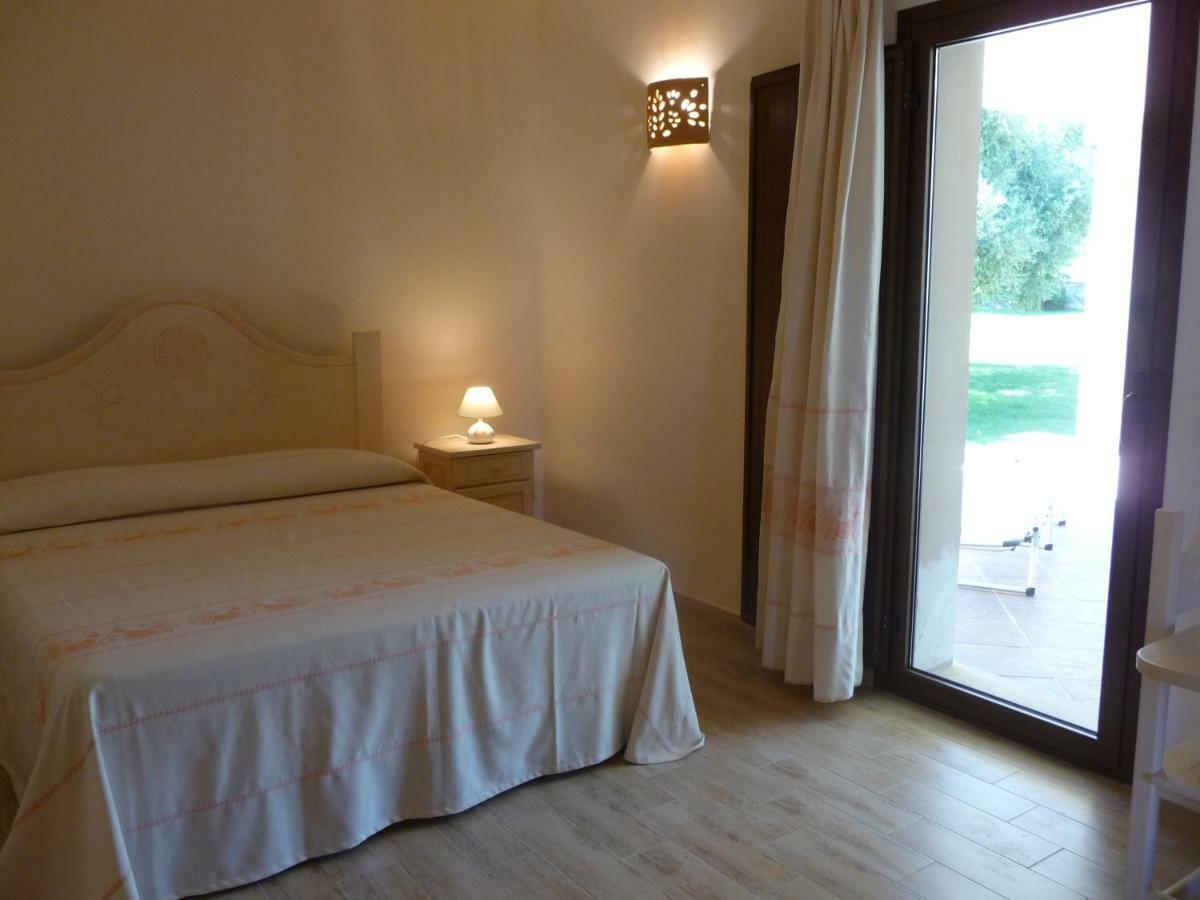 B&B Majore Ольбія Екстер'єр фото