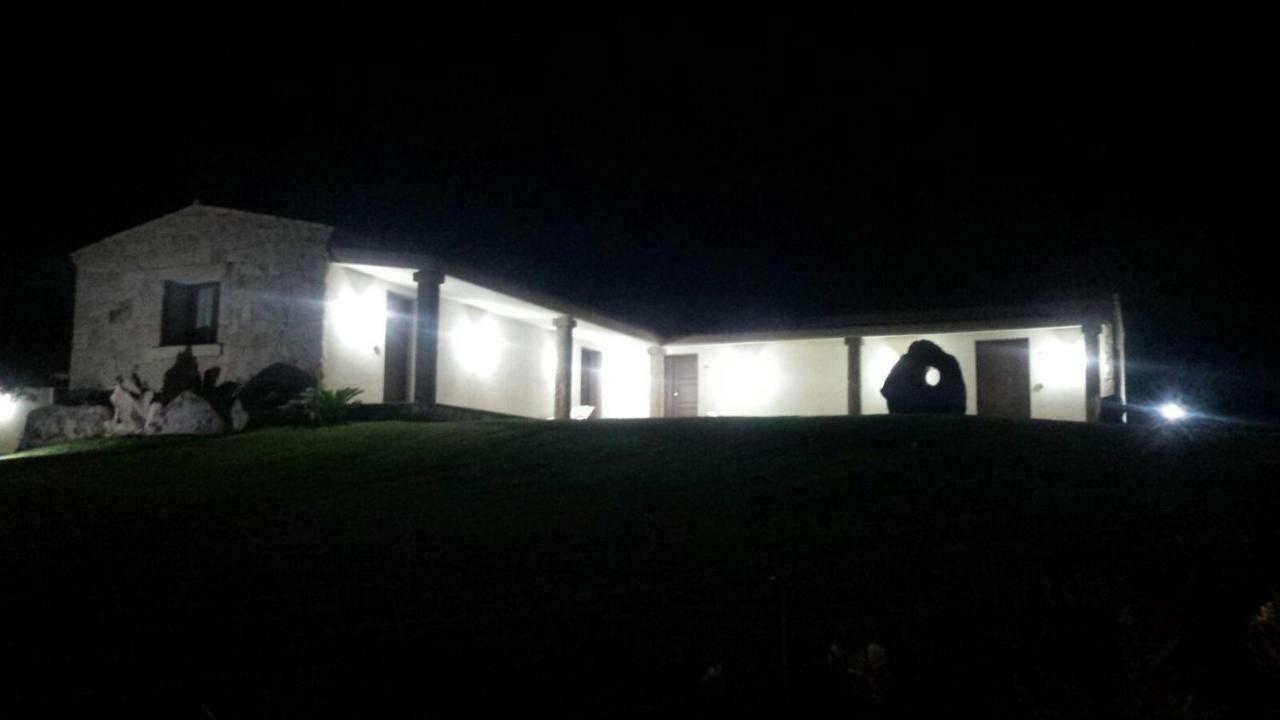 B&B Majore Ольбія Екстер'єр фото