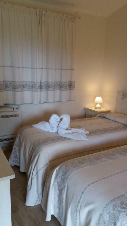 B&B Majore Ольбія Екстер'єр фото